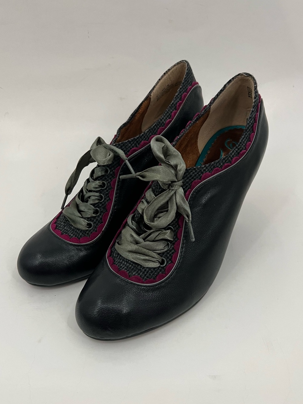 Poetic License Backlash Oxford Black Lace-Up Heels